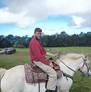 Meet your Posher, Lizzie